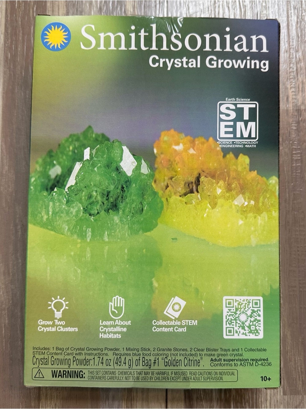 Smithsonian Crystal Growing Kit - Green & Yellow Crystals - NEW, Never Opened
